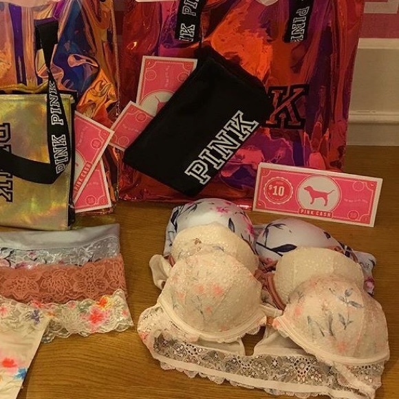 PINK Victoria's Secret Other - ISO Victoria’s Secret PINK cash